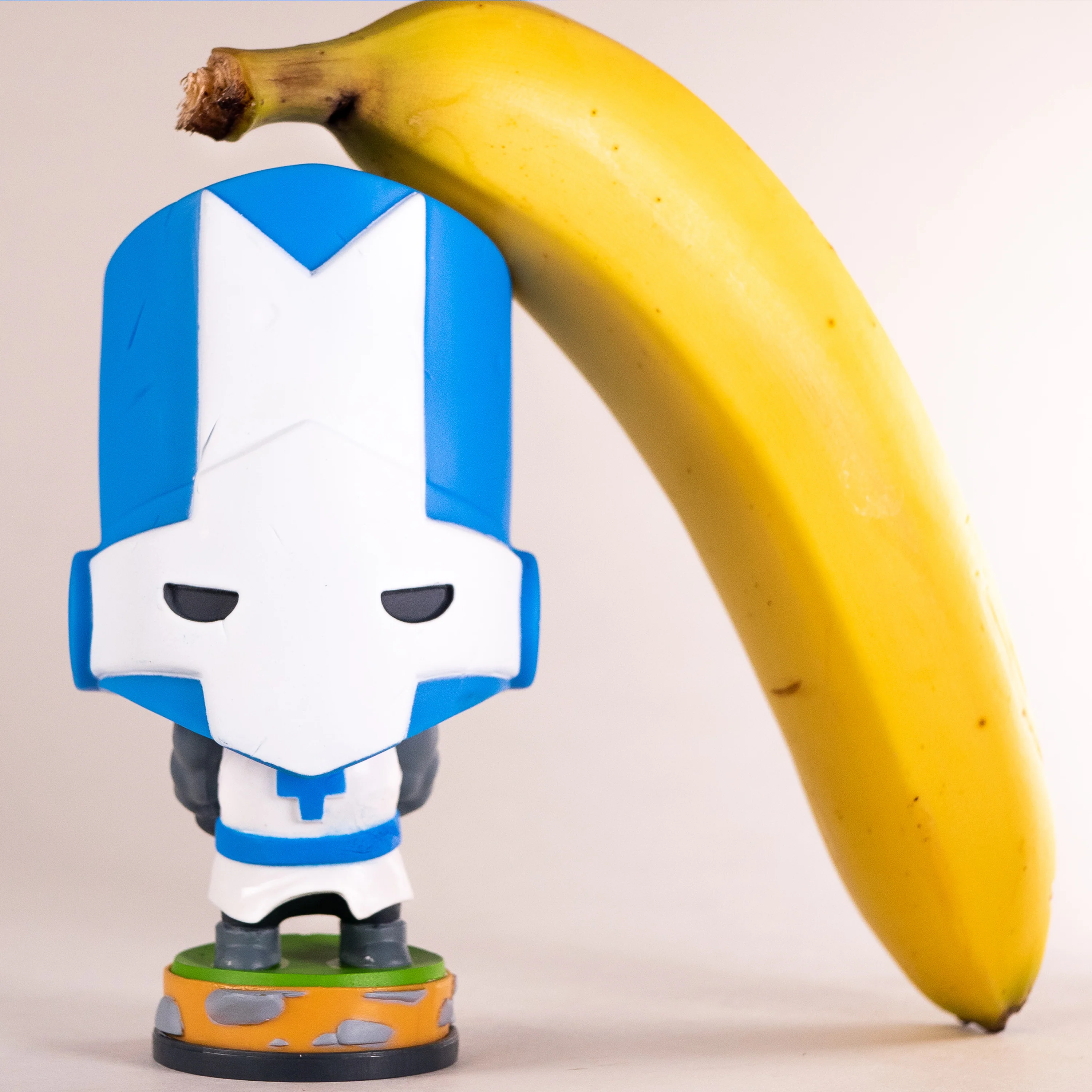 Blue Knight Figurine - Series 2 - Image 4